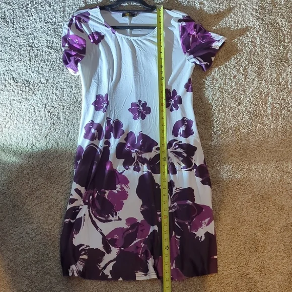 Floral Purple and White Women's Dress - Picture 5 of 7